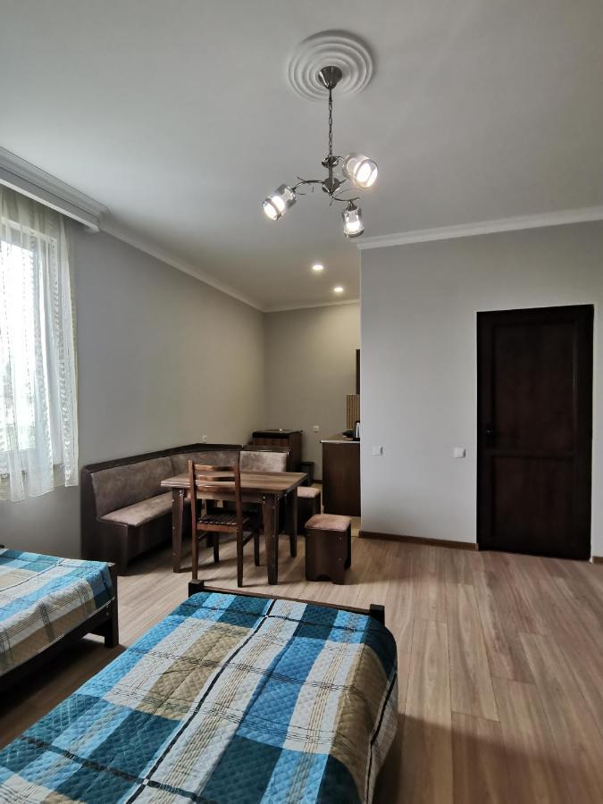 Guest House Eden Tbilisi Bagian luar foto