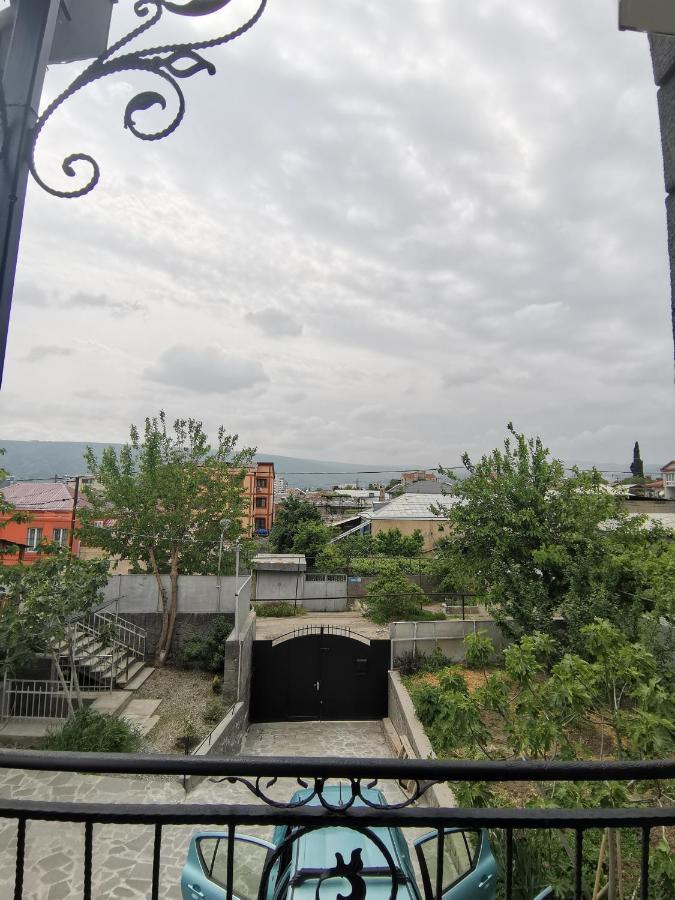 Guest House Eden Tbilisi Bagian luar foto