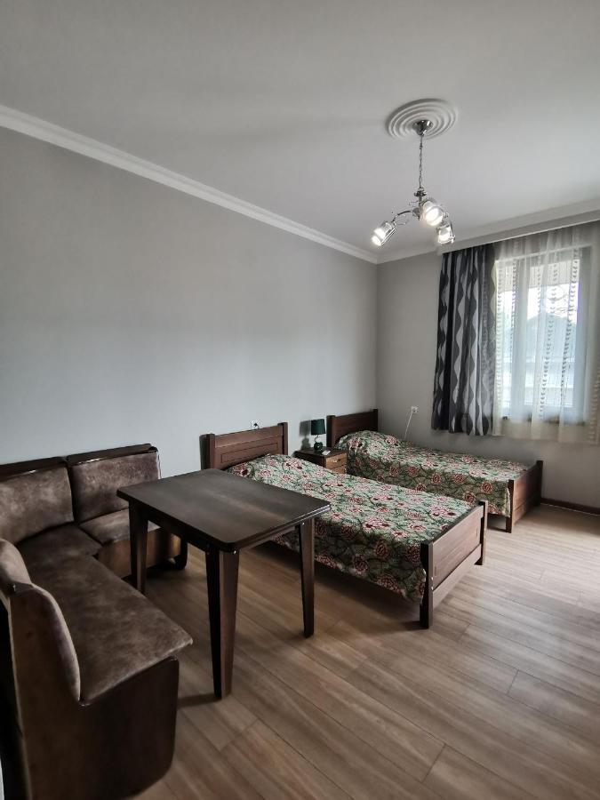 Guest House Eden Tbilisi Bagian luar foto