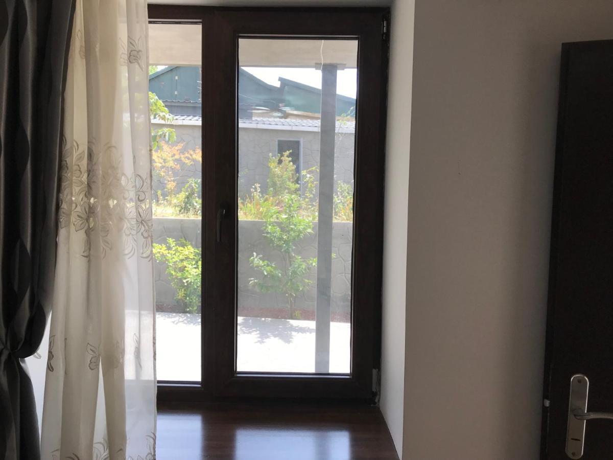 Guest House Eden Tbilisi Bagian luar foto