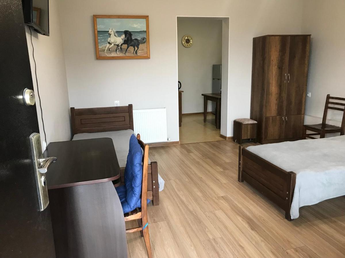 Guest House Eden Tbilisi Bagian luar foto